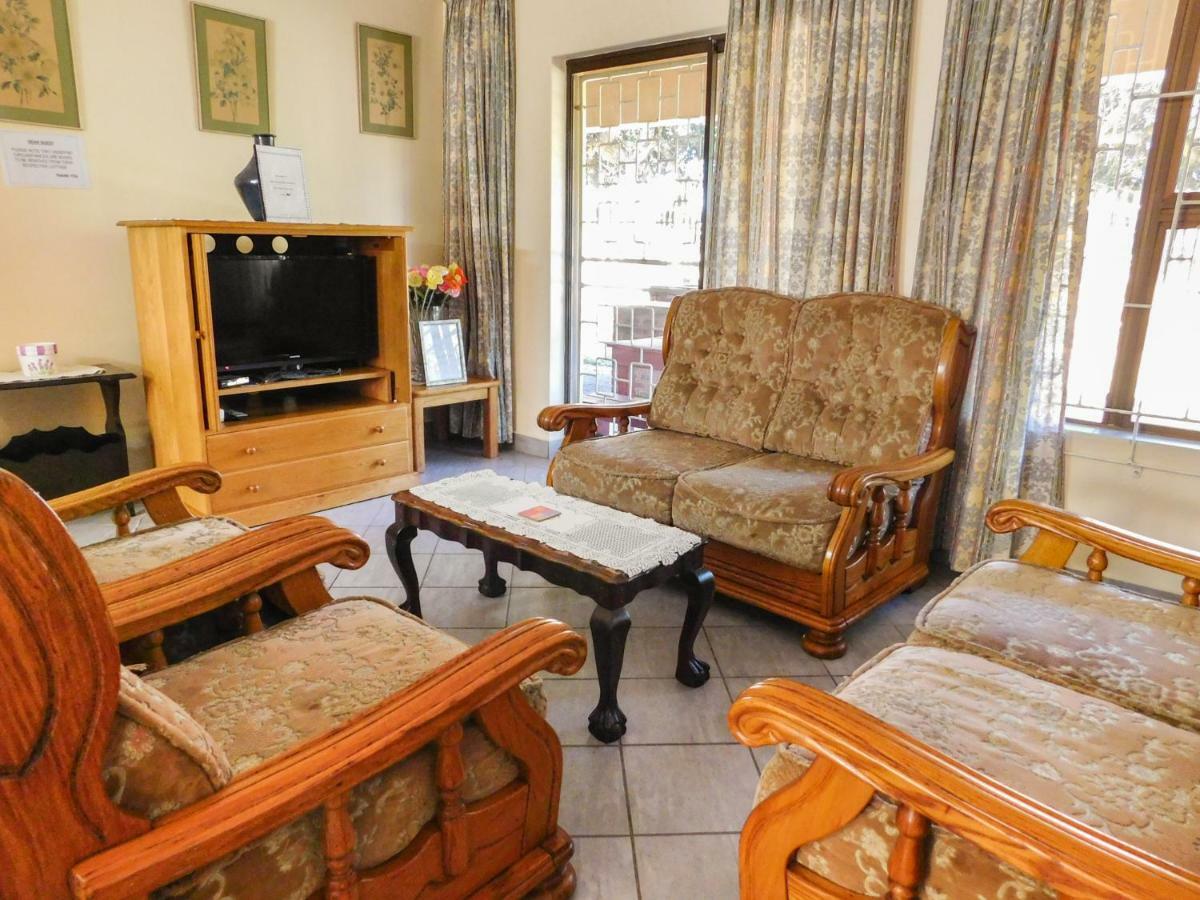 Mama Mia Cottages Oslo Beach Port Shepstone Bagian luar foto