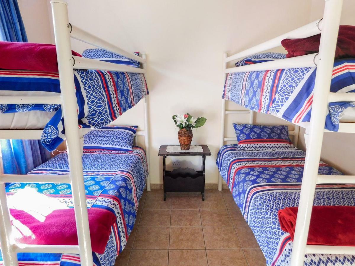 Mama Mia Cottages Oslo Beach Port Shepstone Bagian luar foto