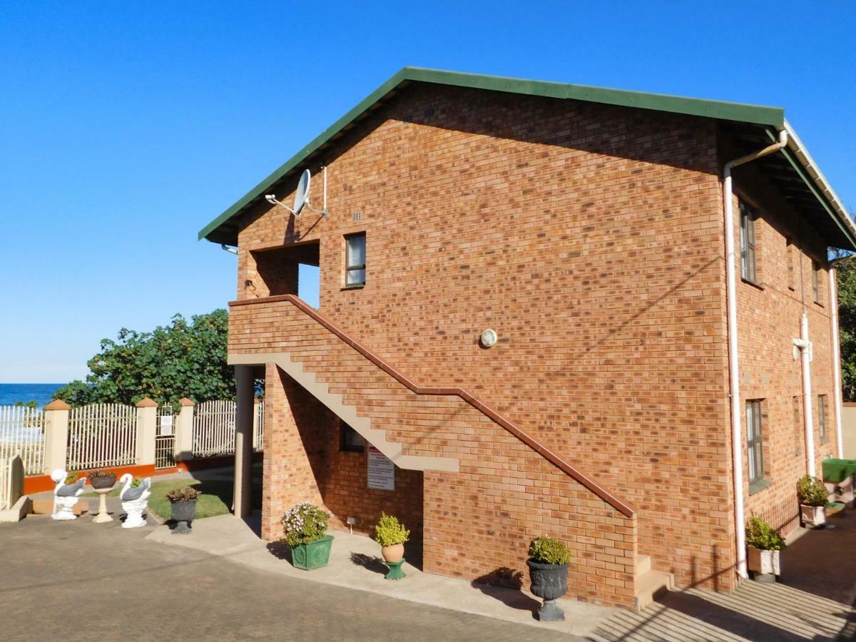 Mama Mia Cottages Oslo Beach Port Shepstone Bagian luar foto