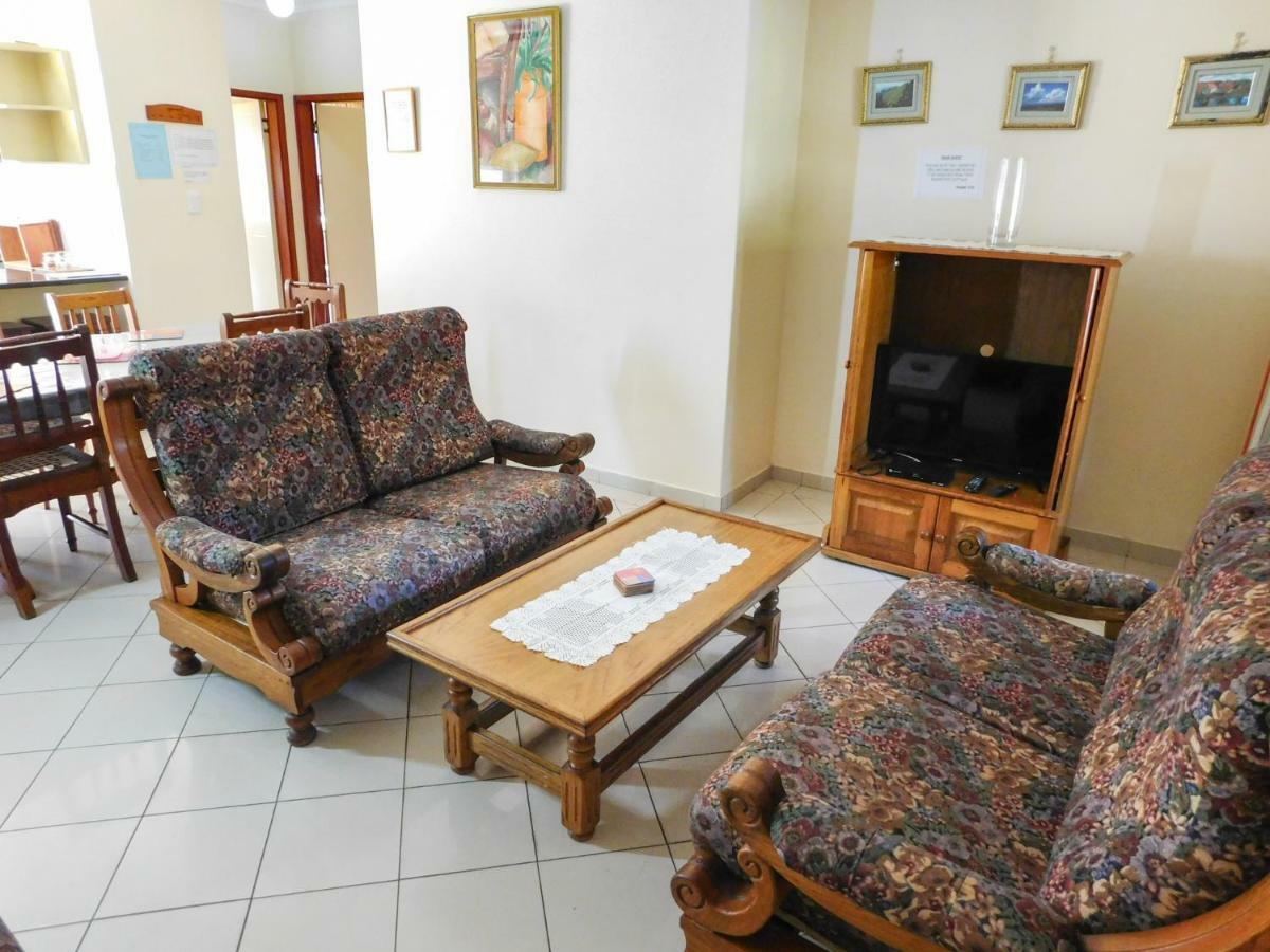 Mama Mia Cottages Oslo Beach Port Shepstone Bagian luar foto
