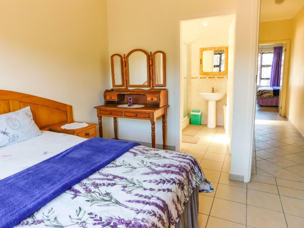 Mama Mia Cottages Oslo Beach Port Shepstone Bagian luar foto
