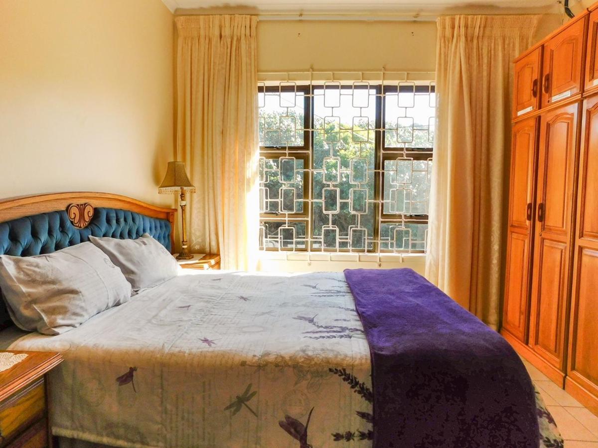 Mama Mia Cottages Oslo Beach Port Shepstone Bagian luar foto