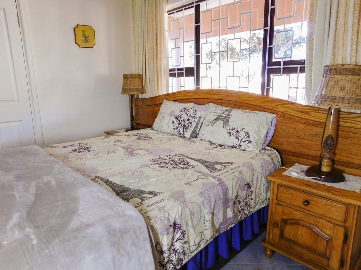 Mama Mia Cottages Oslo Beach Port Shepstone Bagian luar foto